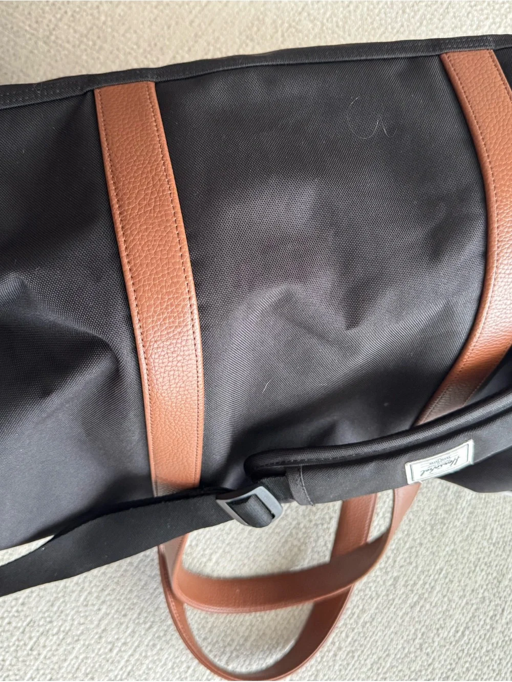 Herschel Supply Co. versatile black